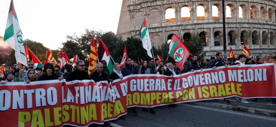 tens-of-thousands-rally-in-europe,-demanding-justice-over-israel’s-gaza-war