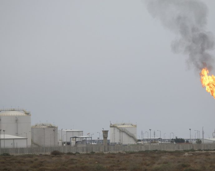 one-killed-in-‘riot’-in-iraq’s-erbil-after-attack-on-khor-mor-gas-field