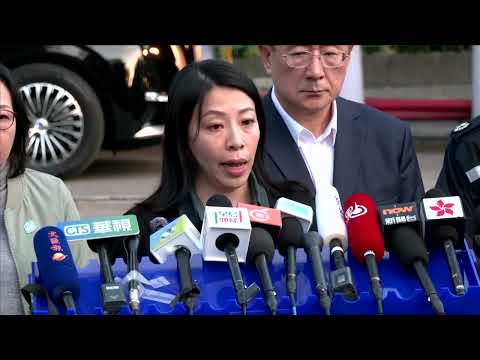 hongkongers-demand-government-accountability-after-deadly-fire-|-reuters