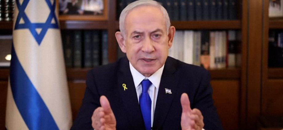 netanyahu-requests-israel’s-president-grant-a-pardon-in-corruption-cases