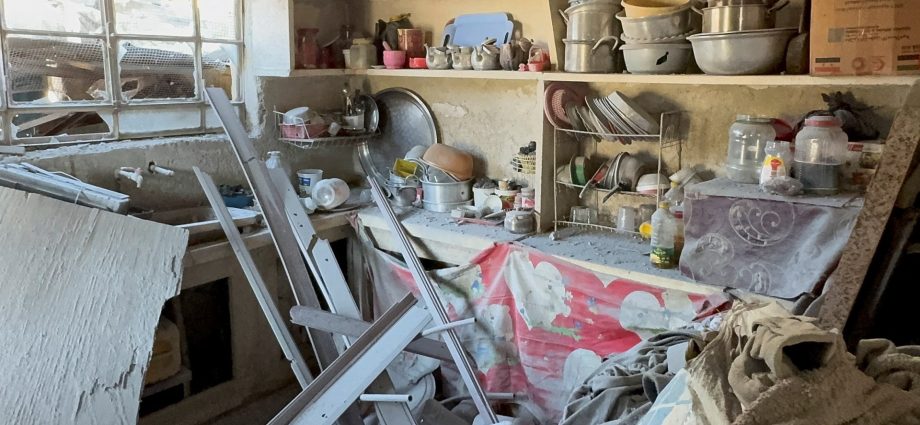 israel-attacks-on-syria:-what-happened,-who-did-israel-claim-it-was-after?