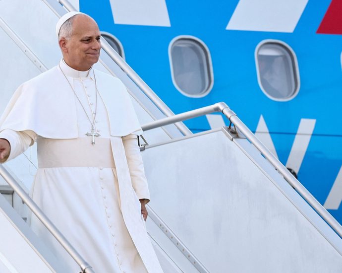 pope-leo-insists-on-two-state-solution-to-resolve-israel-palestine-conflict