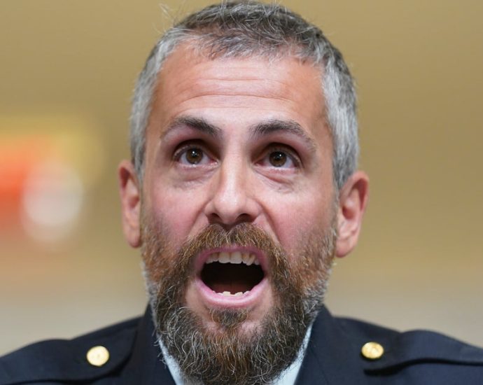 ‘scott-jennings-does-not-deserve-a-platform!’:-ex-dc-cop-attacked-on-jan.-6-rips-the-traitor-fan