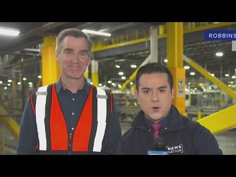 cyber-monday:-inside-look-at-amazon-fulfillment-center-|-morning-in-america