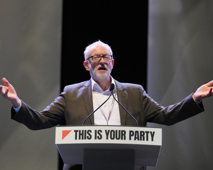 what-is-the-uk’s-new-socialist-your-party,-which-is-beset-with-infighting?