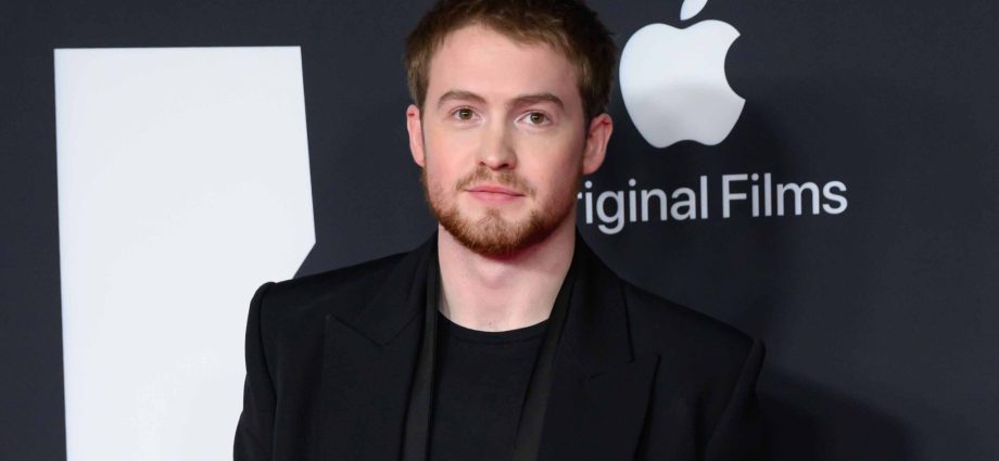 kit-connor’s-new-beard-stole-the-show-at-the-bifas