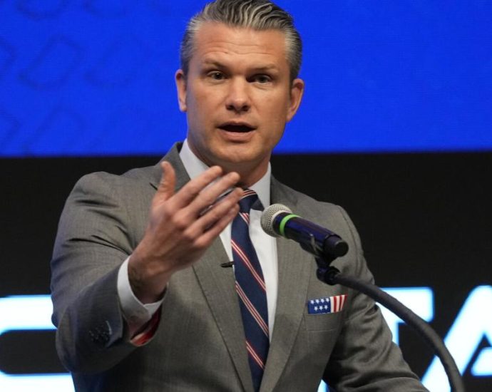 Lawmakers voice support for congressional reviews of The Traitor’s military strikes on boats