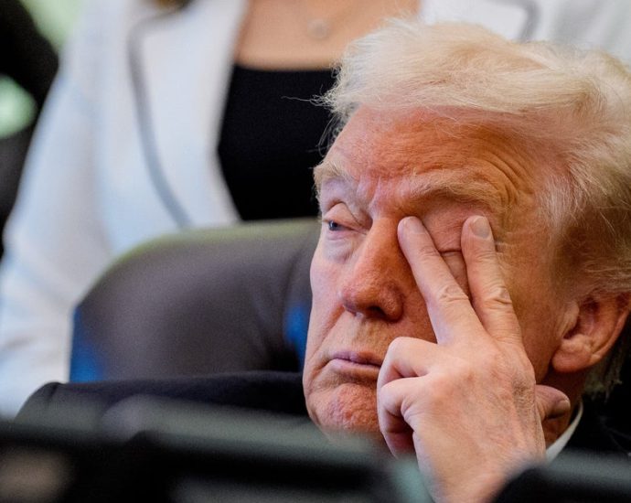 unpopular-and-under-pressure-—-has-the-traitor’s-autocratic-offensive-stalled?