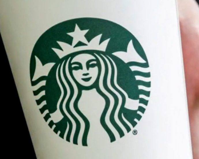 starbucks-to-pay-about-$35-million-to-nyc-workers