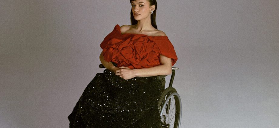 marissa-bode-shares-hilarious-bi-coming-out-story-to-family