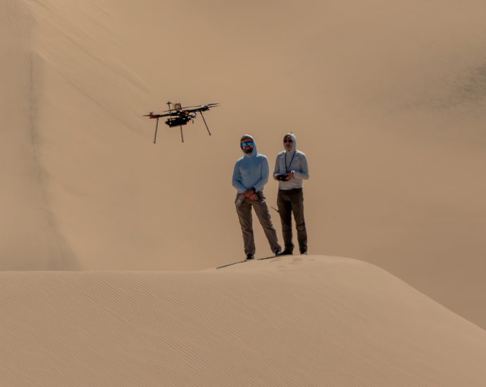 nasa-tests-drones-in-death-valley,-preps-for-martian-sands-and-skies
