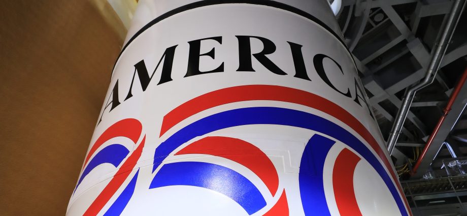 nasa’s-moon-rocket-celebrates-250-years-of-american-innovation