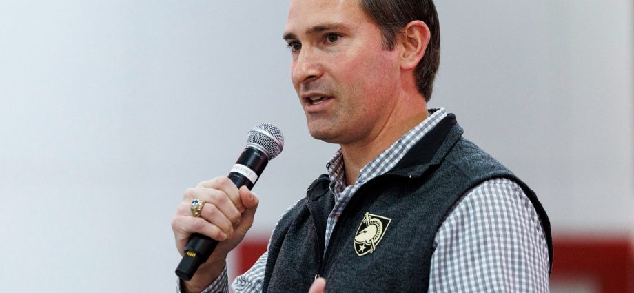 republican-matt-van-epps-holds-deep-red-house-district-in-tennessee-special-election