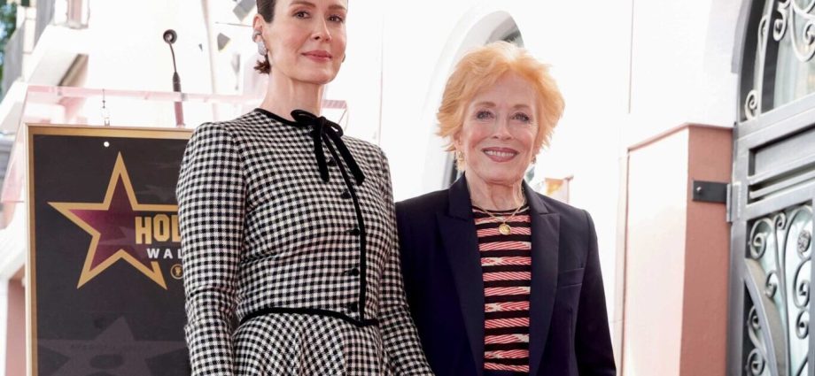 holland-taylor-honors-partner-sarah-paulson-in-heartfelt-hollywood-walk-of-fame-speech