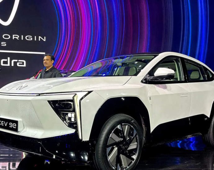 Mahindra looks to bolster SUV, EV play