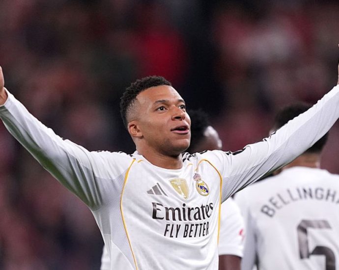mbappe-shines-as-real-madrid-beat-athletic-to-close-on-barcelona