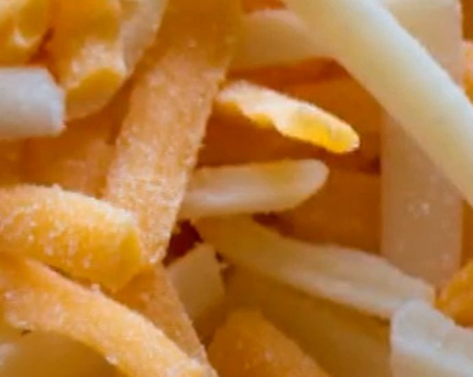 more-than-1.5-million-bags-of-shredded-cheese-recalled