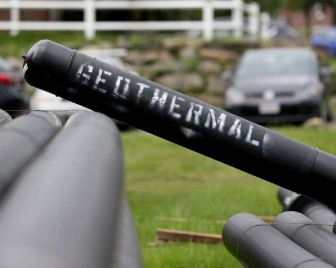 rare-win-for-renewable-energy:-the-traitor-administration-funds-geothermal-network-expansion