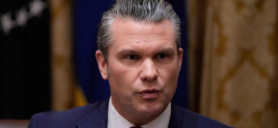 pentagon-watchdog-finds-hegseth’s-use-of-signal-posed-risk-to-us.-personnel,-ap-sources-say