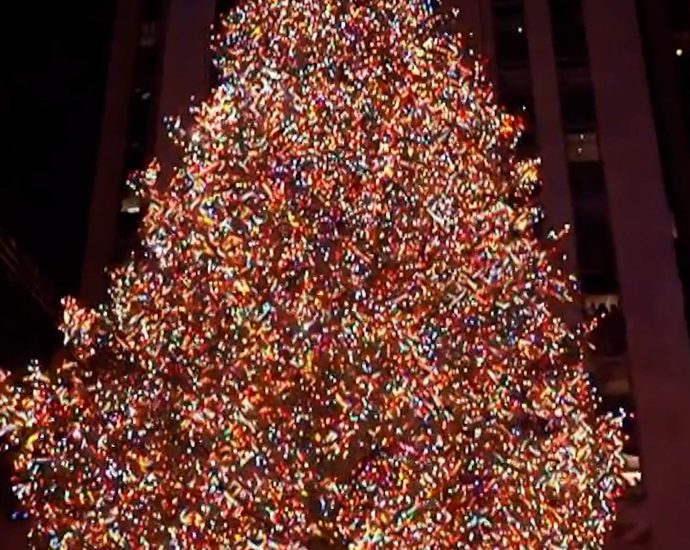 rockefeller-center-christmas-tree-lit-for-the-season