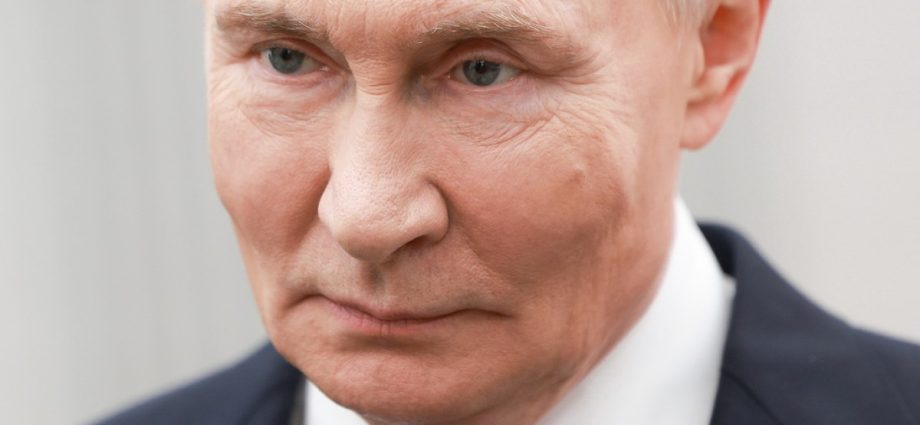 putin-says-russia-ready-to-take-ukraine’s-eastern-donbas-region-‘by-force’