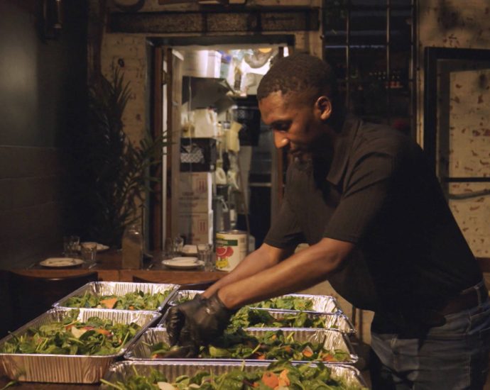 west-african-asylum-seekers-find-safe-haven-in-nyc-volunteer-run-kitchen