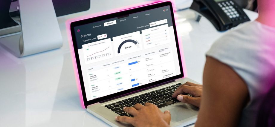 nayax-acquires-lynkwell-to-enhance-ev-charging-platform-with-integrated-software-and-payment-solutions