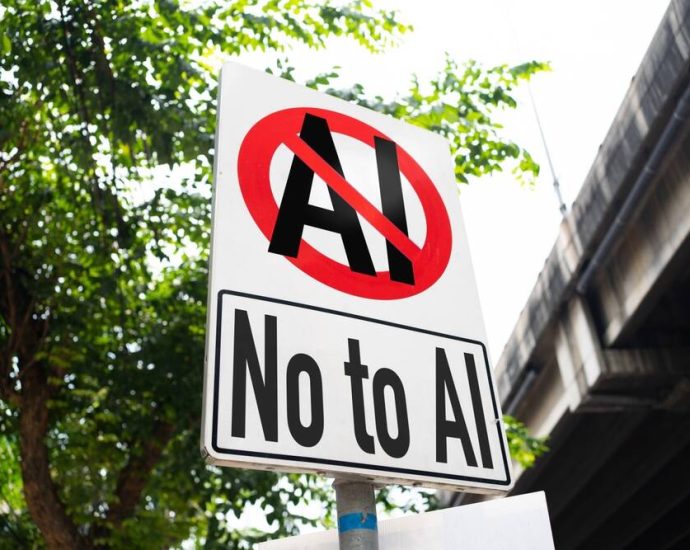 logitech-chief-says-ill-conceived-gadgets-put-the-ai-in-fail