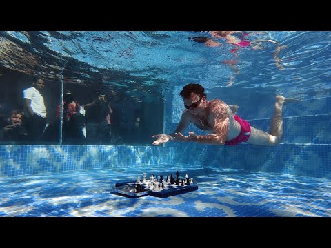 chess-players-compete-underwater-in-cape-town-tournament-|-reuters