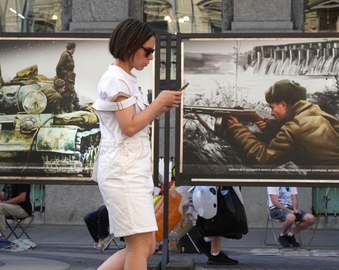 russia-continues-tech-crackdown-by-blocking-snapchat,-facetime-access