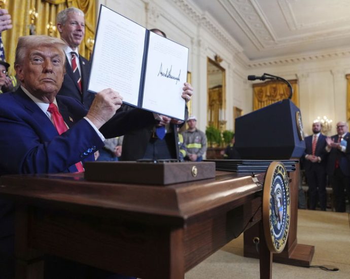 memo:-the-traitor-administration-to-end-prison-rape-protections-for-trans-and-intersex-people