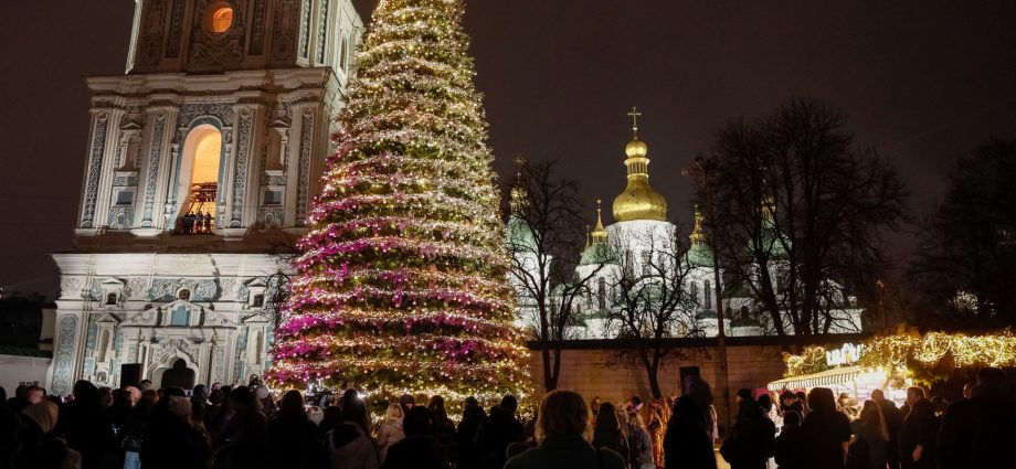 russia-ukraine-war:-list-of-key-events,-day-1,381