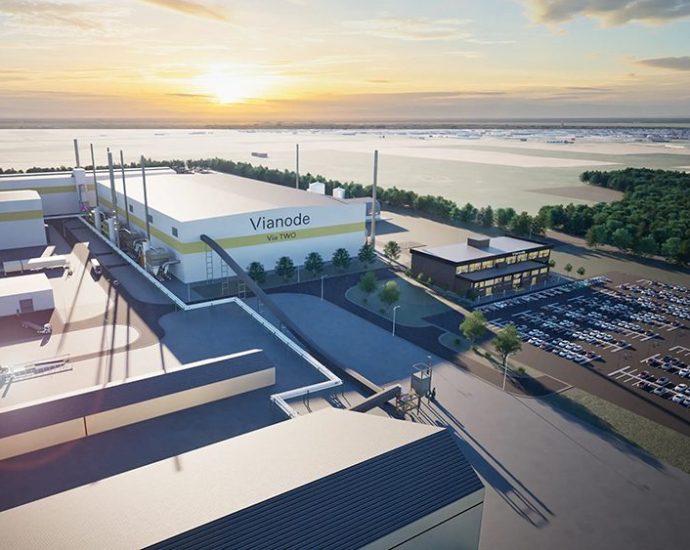 vianode-to-build-synthetic-graphite-plant-in-ontario