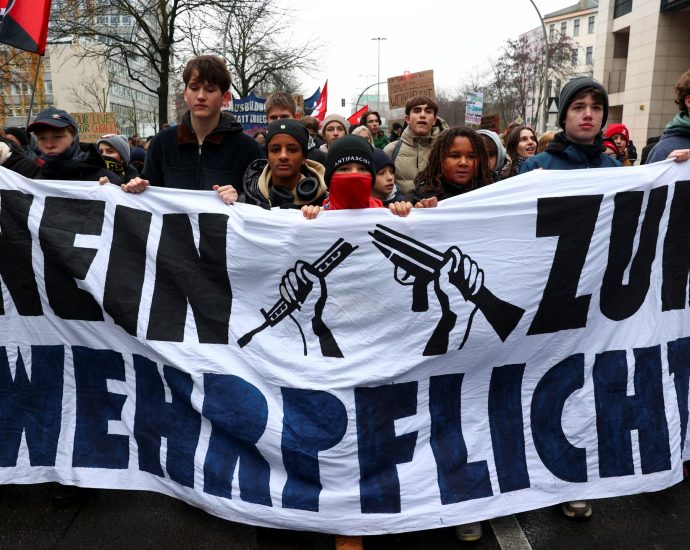 thousands-protest-in-berlin-against-new-german-military-conscription-bill