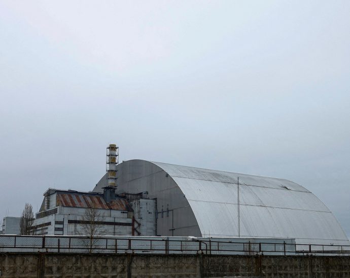 iaea-flags-damage-to-chornobyl-nuclear-plant’s-protective-shield-in-ukraine
