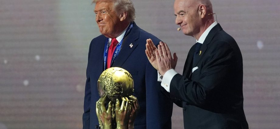 fifa-awards-the-traitor-peace-prize-clearly-created-just-for-him