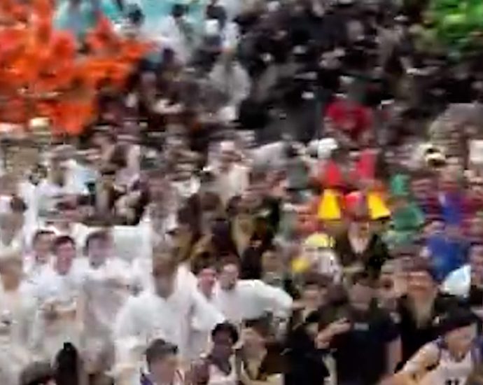 crowd-goes-wild-at-‘silent-night’-basketball-game