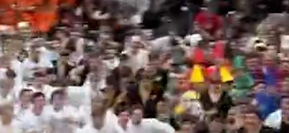 crowd-goes-wild-at-‘silent-night’-basketball-game