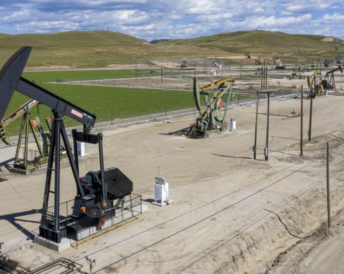 4,000-gallons-of-oil,-contaminated-wastewater-spill-in-monterey-county