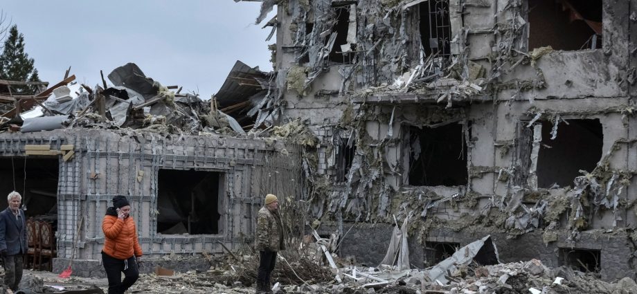 russia-ukraine-war:-list-of-key-events,-day-1,382