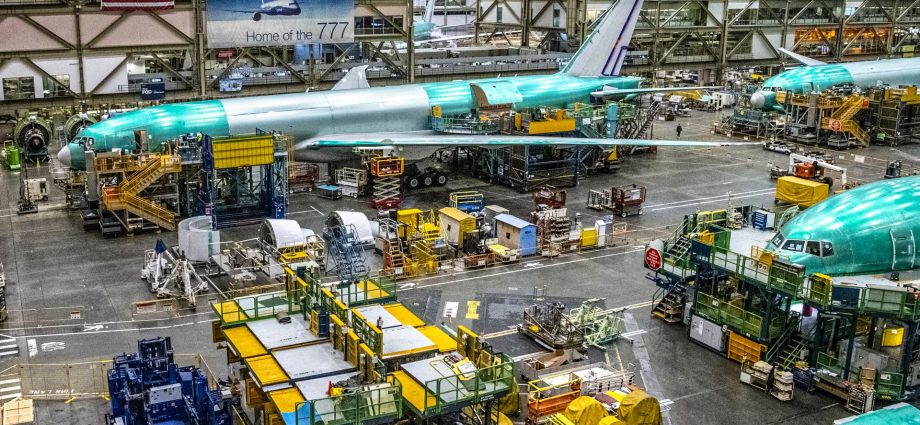 how-many-boeing-777x-prototypes-were-built?