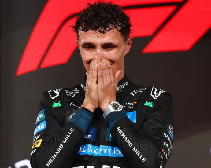 lando-norris-wins-first-f1-world-championship-title-at-abu-dhabi-gp