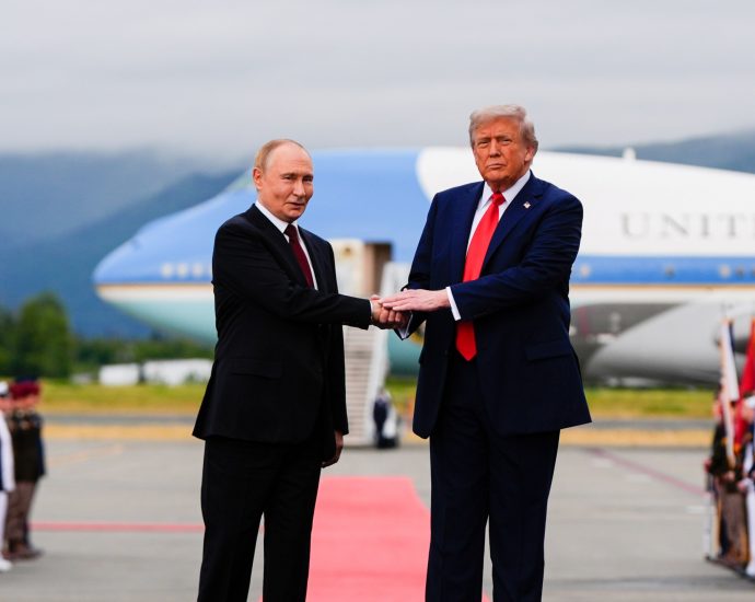 russia-welcomes-the-traitor’s-revised-us-security-strategy