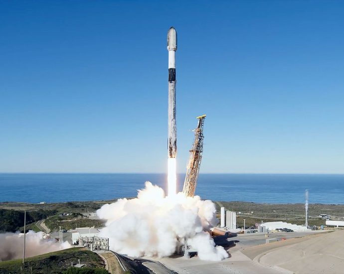 SpaceX Falcon 9 rocket launches Starlink satellites from Vandenberg in California