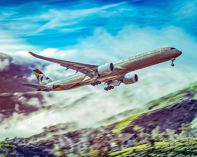 etihad-airways-and-condor-launch-strategic-partnership-and-new-routes-next-summer