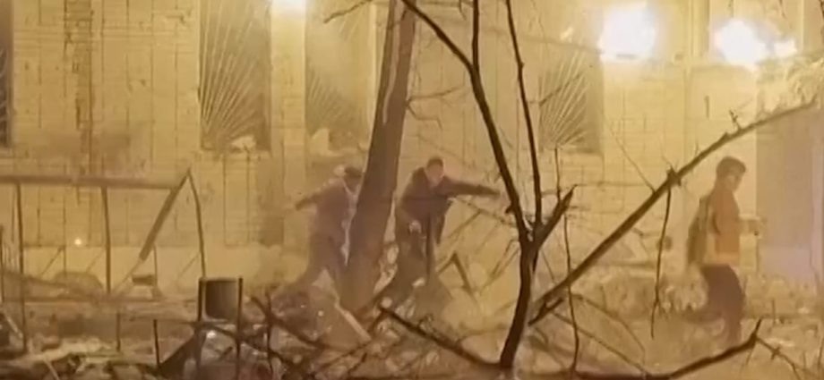 russia-launches-strike-on-ukrainian-apartment-building