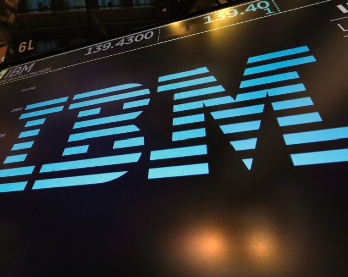 ibm-buys-data-streaming-platform-confluent-in-$11-billion-deal