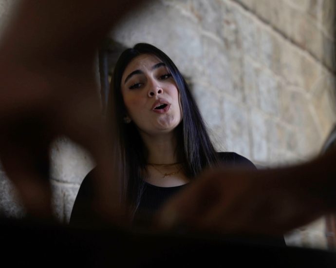 syrian-youth-embrace-political-freedoms-after-fall-of-assad