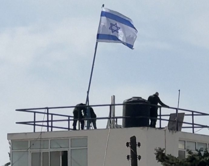 ‘dangerous-precedent’:-un-condemns-israeli-raid-on-unrwa