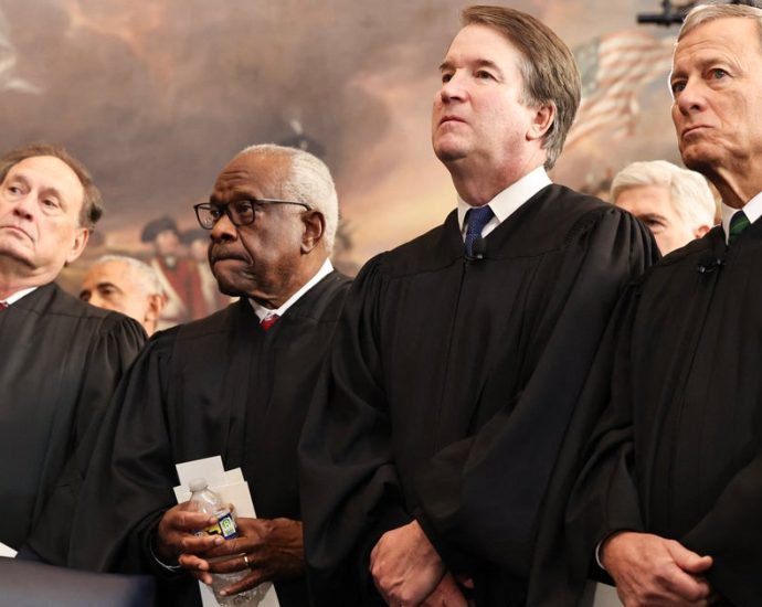 the-supreme-court-looks-at-further-loosening-campaign-finance-rules.-what-could-go-wrong?